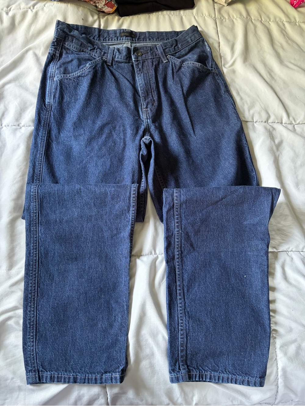 Uniqlo Men's Navy Straight-Leg Jeans